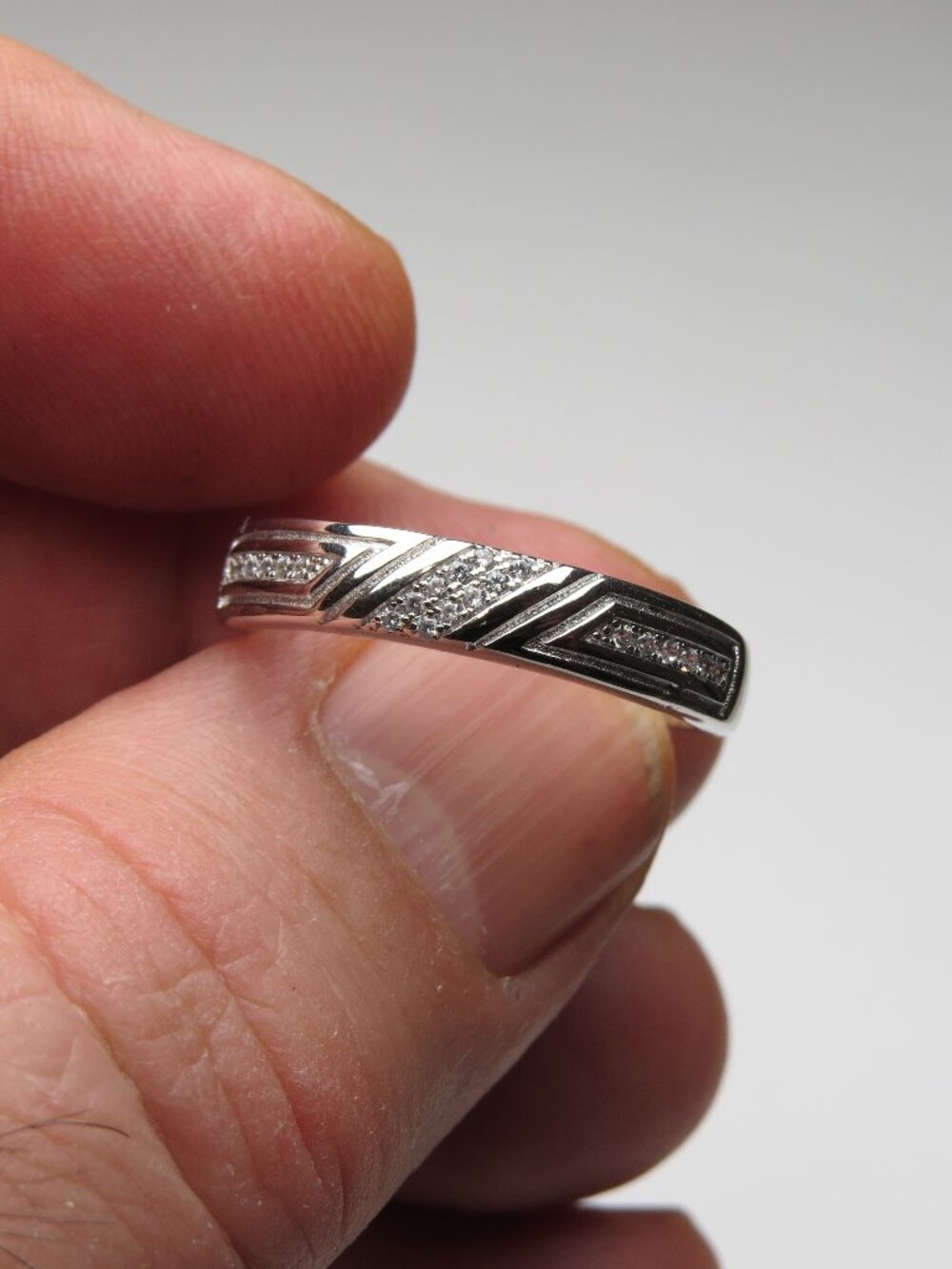 *925 Sterling Silver Diamond Band